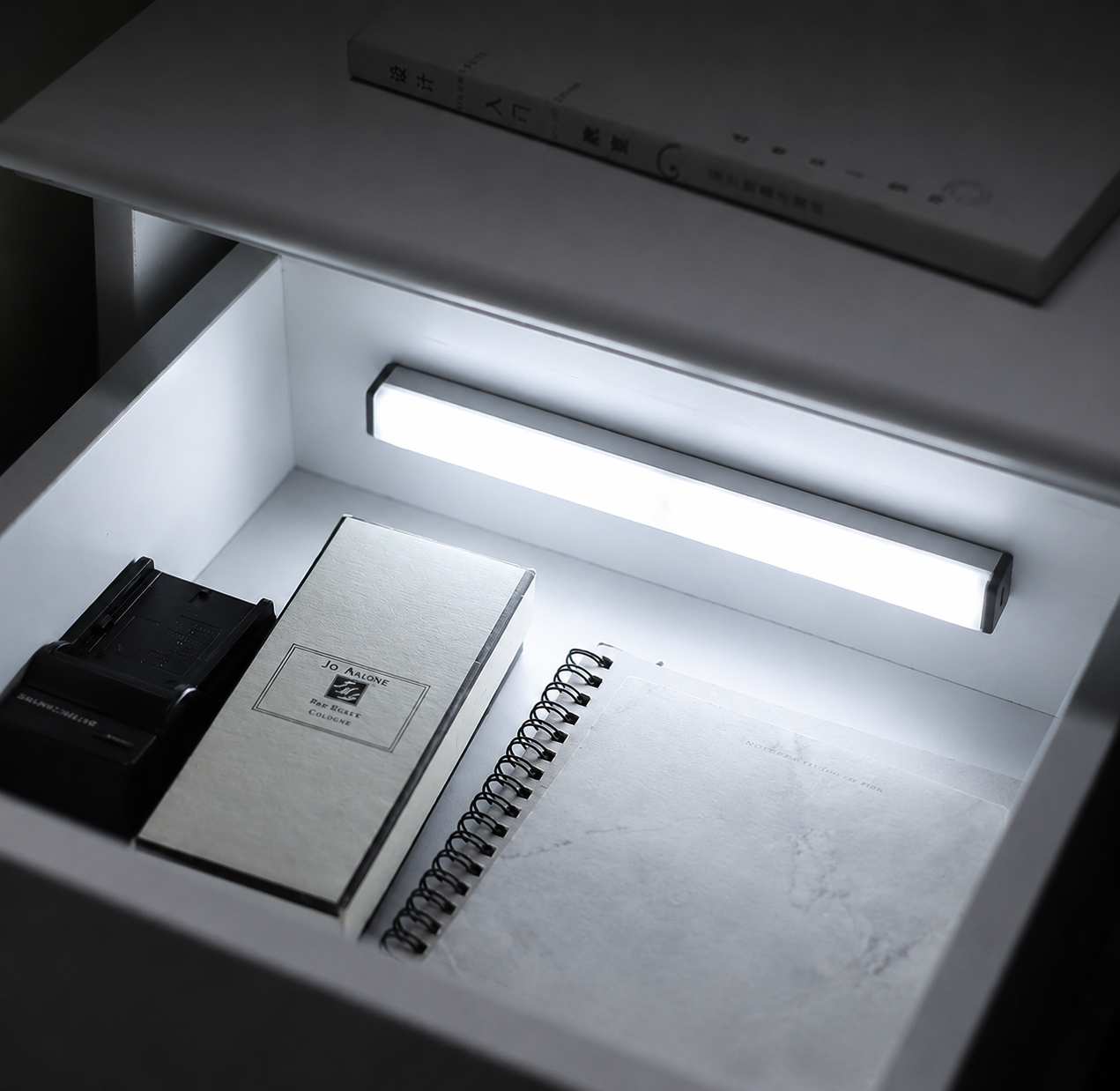 Luz LED Magnetica con Sensor de Movimiento | Lumiora